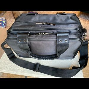 Leif Cosmetic Bag/Tote